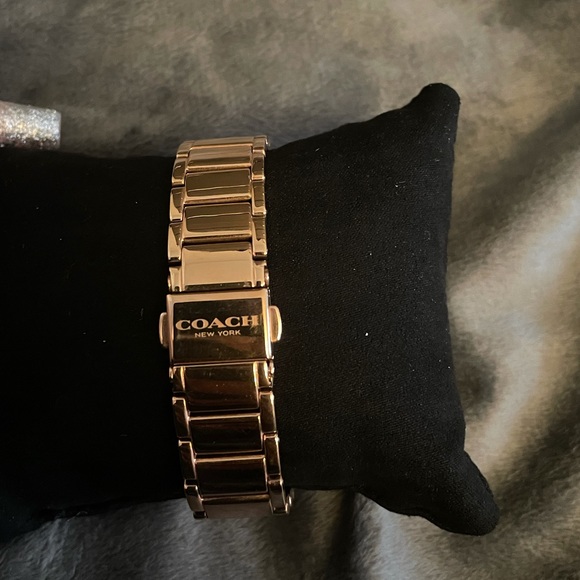 Rose gold coach watch. - Picture 2 of 3